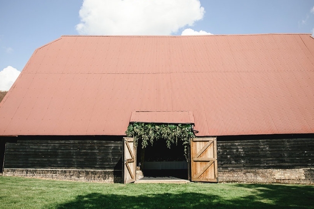 Edworth Manor wedding rustic barn